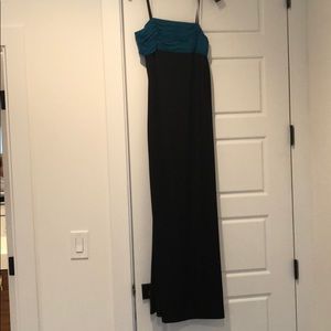 Laundry evening gown